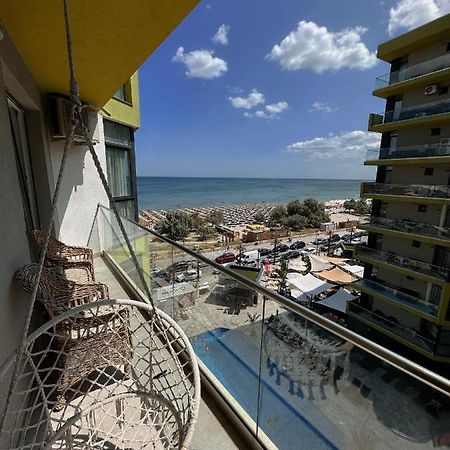 Desiree Beach Apartment Năvodari Kültér fotó