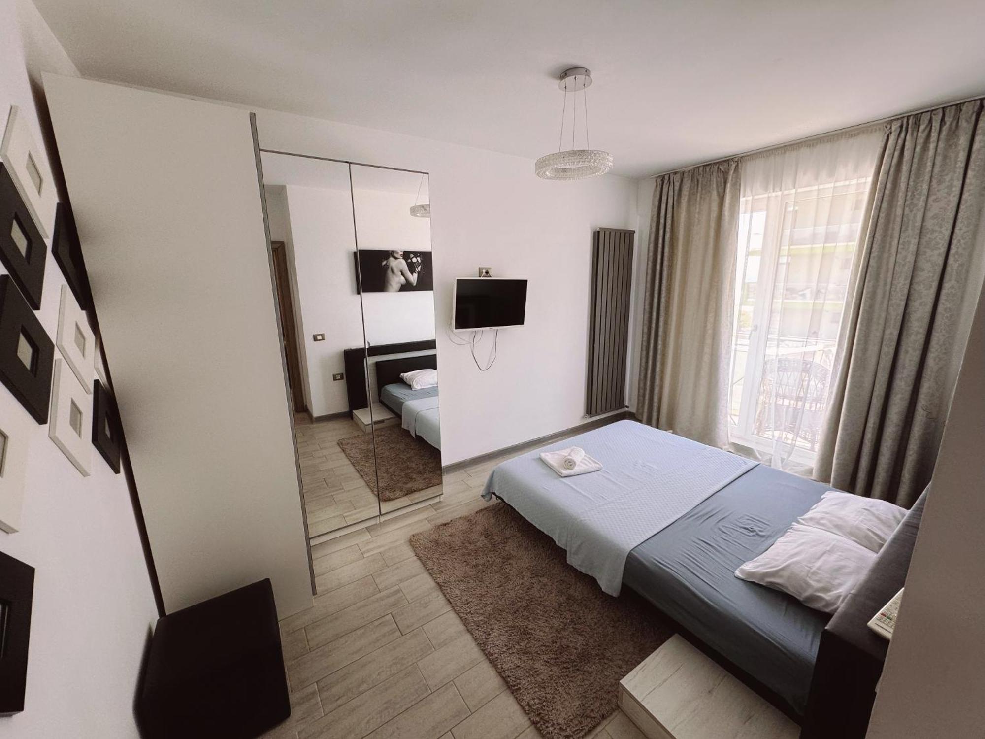 Desiree Beach Apartment Năvodari Kültér fotó